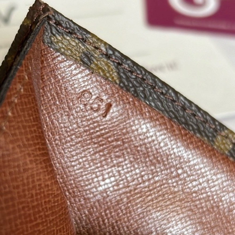 Louis Vuitton Rabat 23 Clutch-EUC - Picture 13 of 14